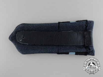 a_set_of_five_royal_canadian_air_force_shoulder_boards_d_6977