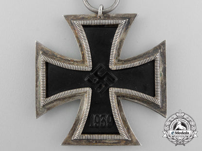 an_oversized_iron_cross1939_second_class_d_6984