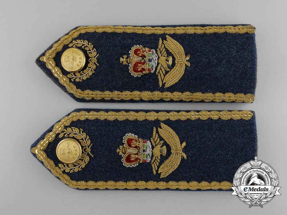 a_set_of_five_royal_canadian_air_force_shoulder_boards_d_6985