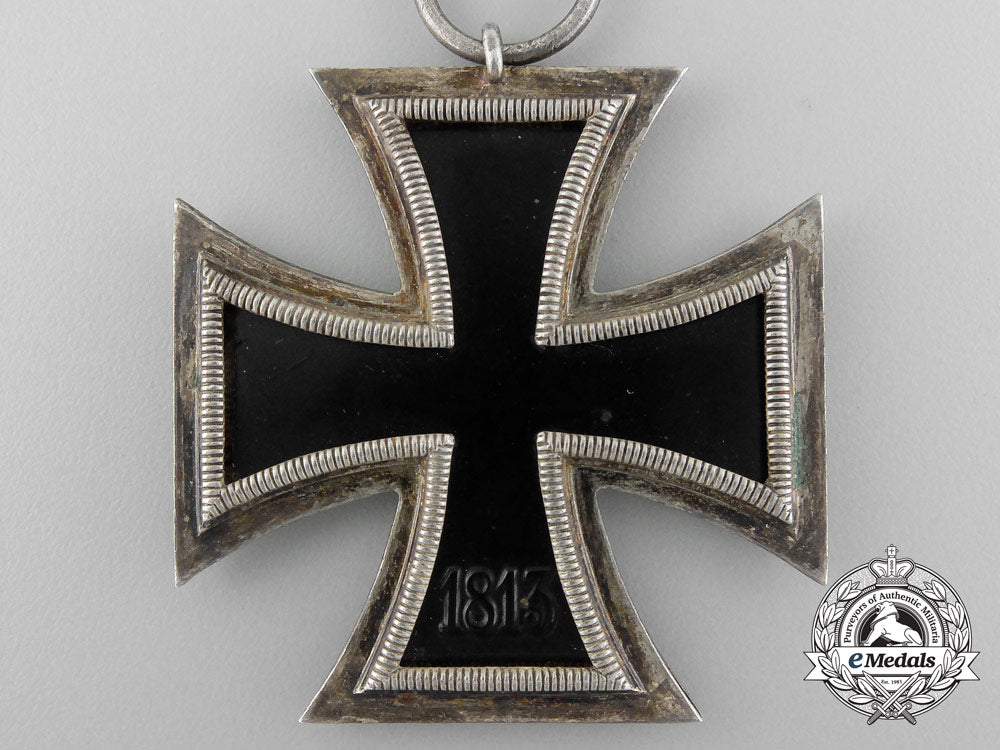 an_oversized_iron_cross1939_second_class_d_6985_1