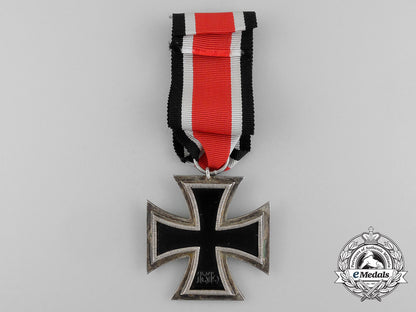 an_oversized_iron_cross1939_second_class_d_6986_1