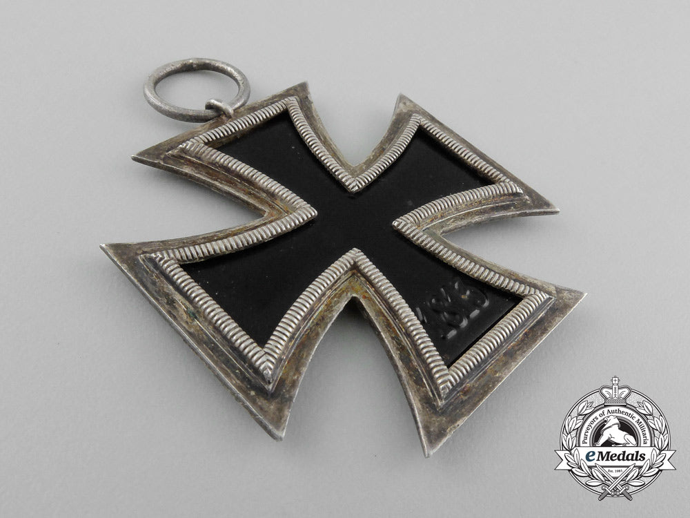an_oversized_iron_cross1939_second_class_d_6988_1