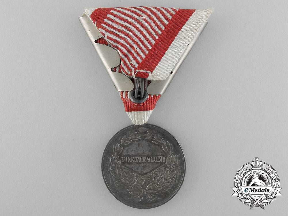 an_austrian_bravery_medal;_silver_grade,2_nd_class,_karl_i(1917-1918)_d_7054_1