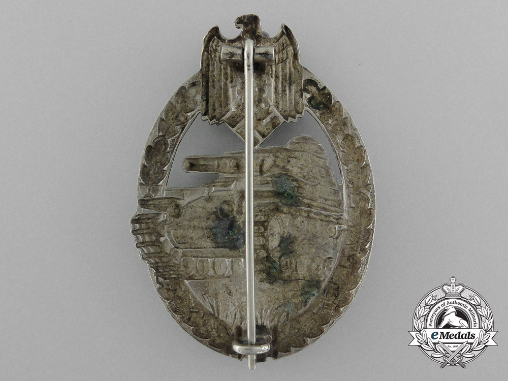 a_highly_desirable_silver_grade_tank_badge_by_juncker-_in"_neusilber"_d_7092
