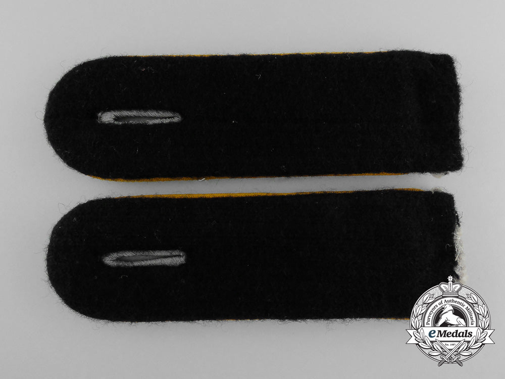 germany,_ss._a_pair_of_waffen-_ss_cavalry_shoulder_boards_d_7098_2_1_1