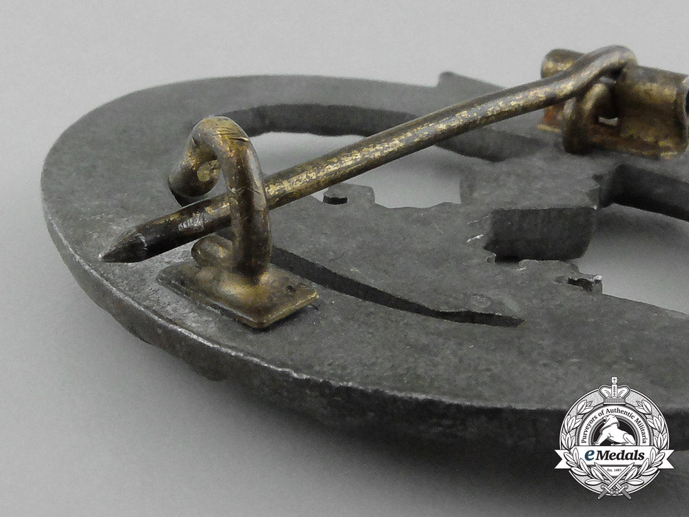 a_second_war_german_submarine_badge;_unmarked_d_7111