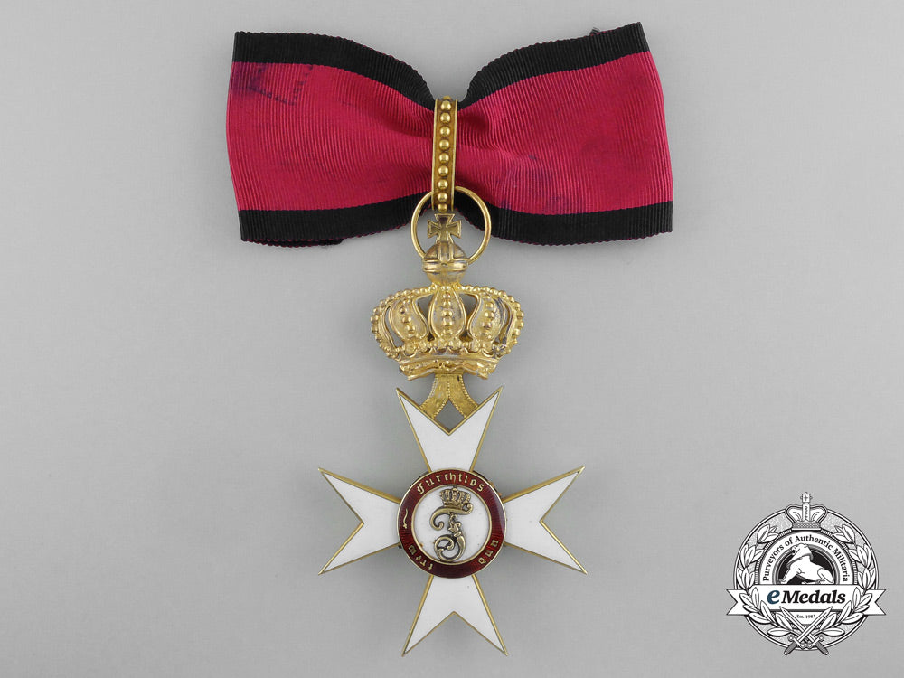 württemberg._an_order_of_the_crown_in_gold,_i_class_commander,_by_eduard_foehr,_c.1915_d_7112_1_2_1_1