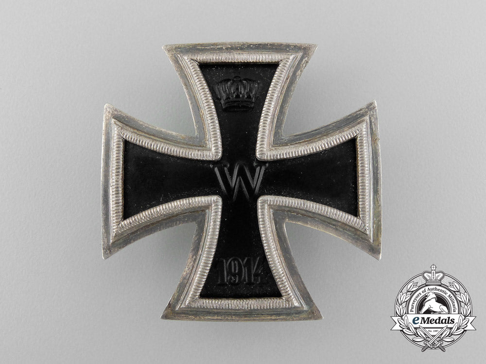 an_iron_cross_first_class1914_with_case_d_7122_1