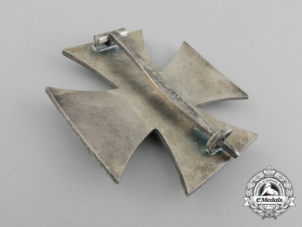 an_iron_cross_first_class1914_with_case_d_7125_1