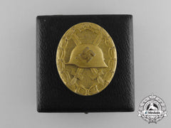 A Gold Grade Wound Badge By "Hauptmnzamt Wien"; In Case Of Issue
