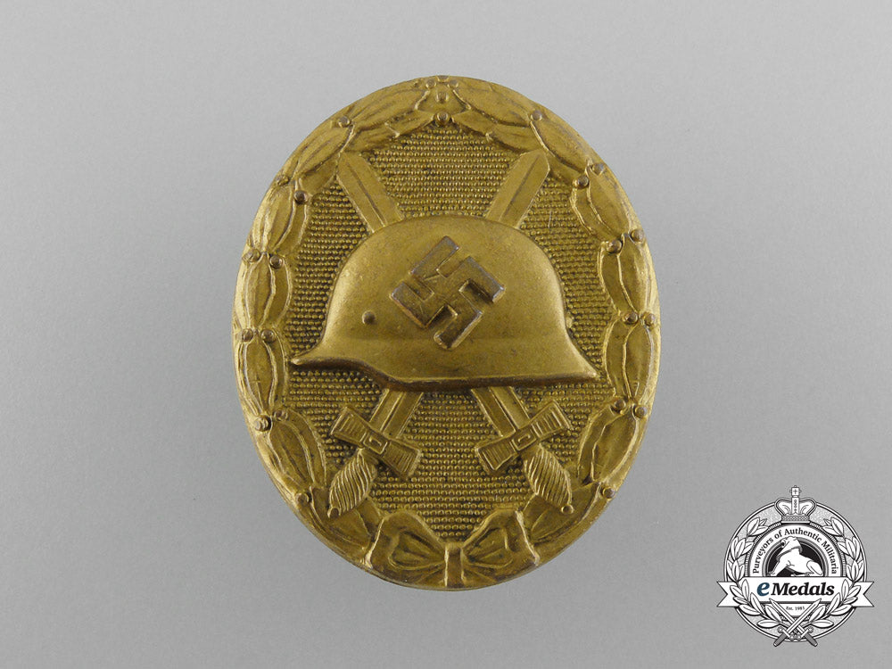 a_gold_grade_wound_badge_by"_hauptmnzamt_wien";_in_case_of_issue_d_7174