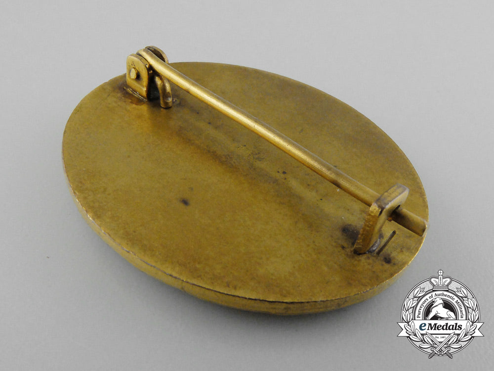 a_gold_grade_wound_badge_by"_hauptmnzamt_wien";_in_case_of_issue_d_7176