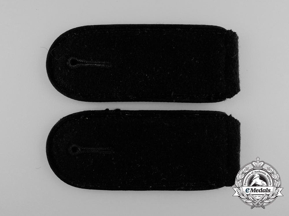 a_mint_pair_of_waffen-_ss_pioneer/_engineer_enlisted_man’s_shoulder_boards_d_7187_1