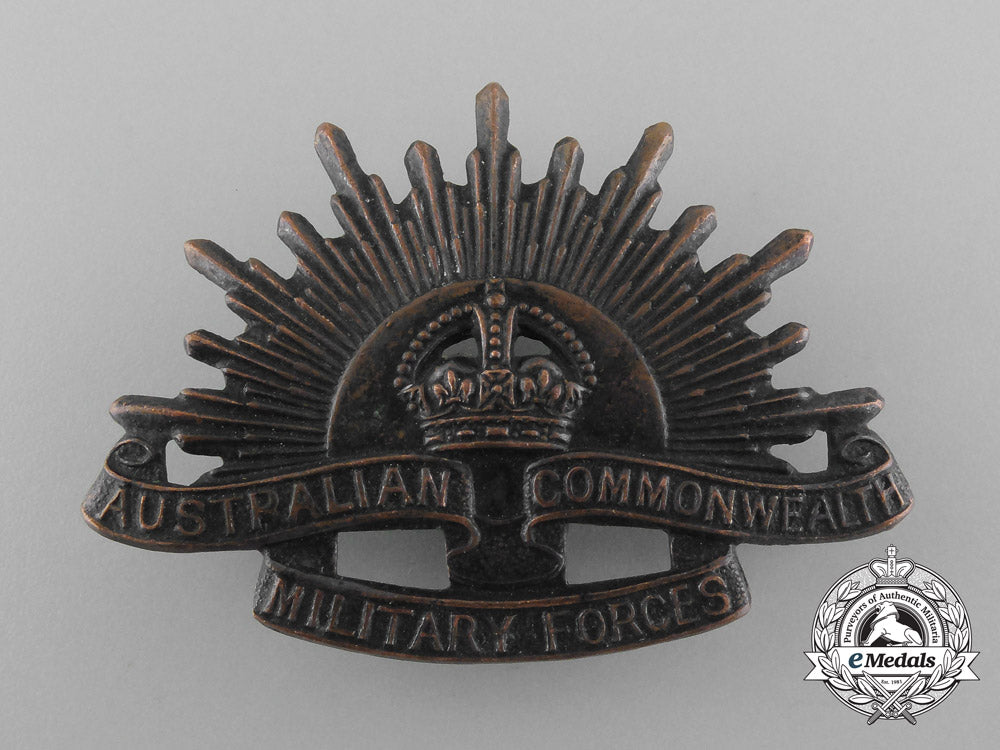 a_first_war_australian_commonwealth_military_forces_cap_badge;_third_pattern_d_7267