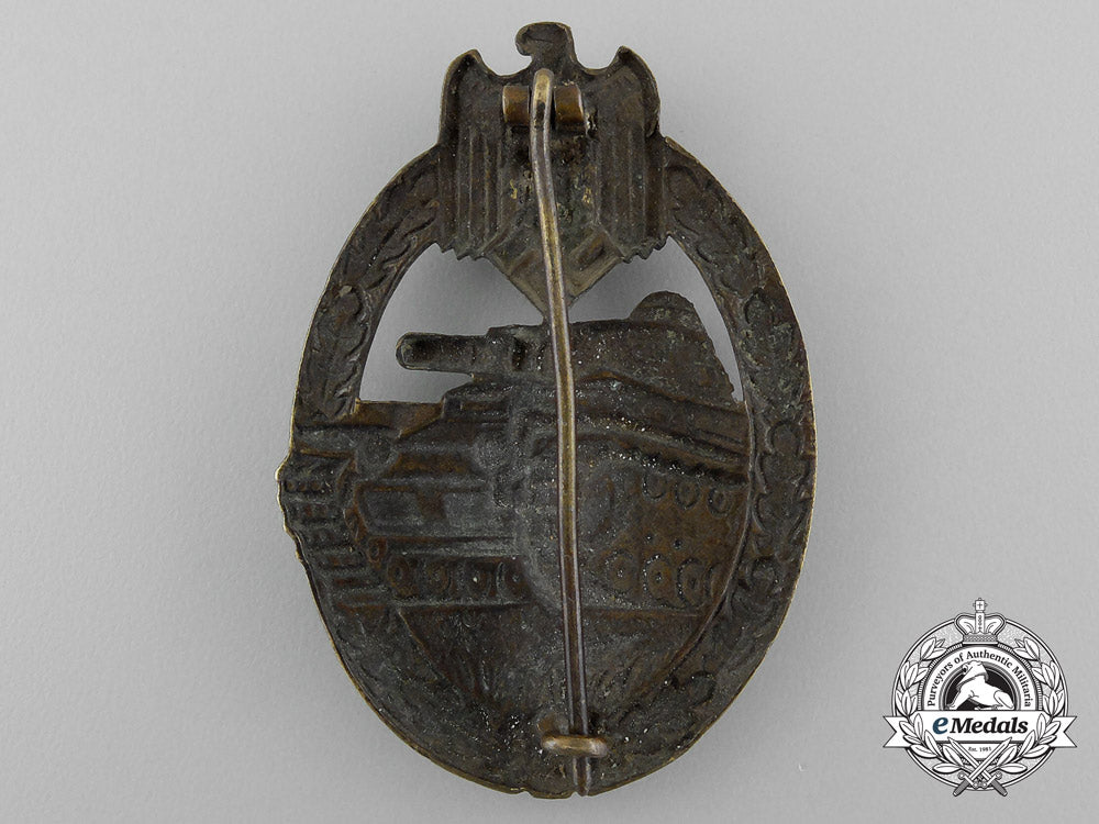 an_early_panzer_badge;_bronze_grade_in_tombac_d_7348_1