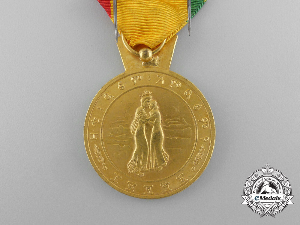 an_ethiopian_eritrean_medal_of_haile_selassie_i;_gold_grade_d_7377_1