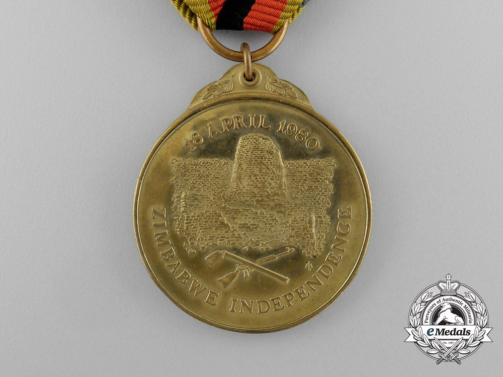 a_zimbabwe_independence_medal1980,_bronze_grade_d_7386_1