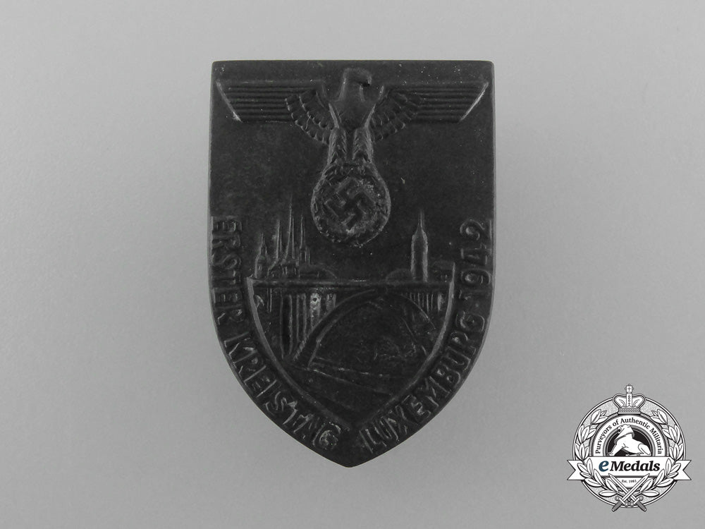 a1942“_first_district_council_day_of_luxemburg”_badge_d_7460