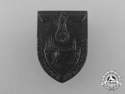 a1942“_first_district_council_day_of_luxemburg”_badge_d_7460