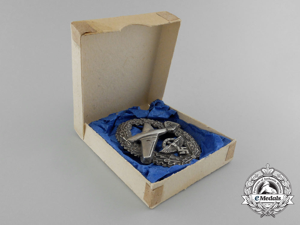 a_scarce_nsfk_motor_pilot_badge;_ii_type_in_its_original_carton_of_issue;_matching_numbers_d_7485_1