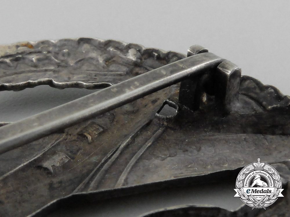 a_scarce_nsfk_motor_pilot_badge;_ii_type_in_its_original_carton_of_issue;_matching_numbers_d_7491_1