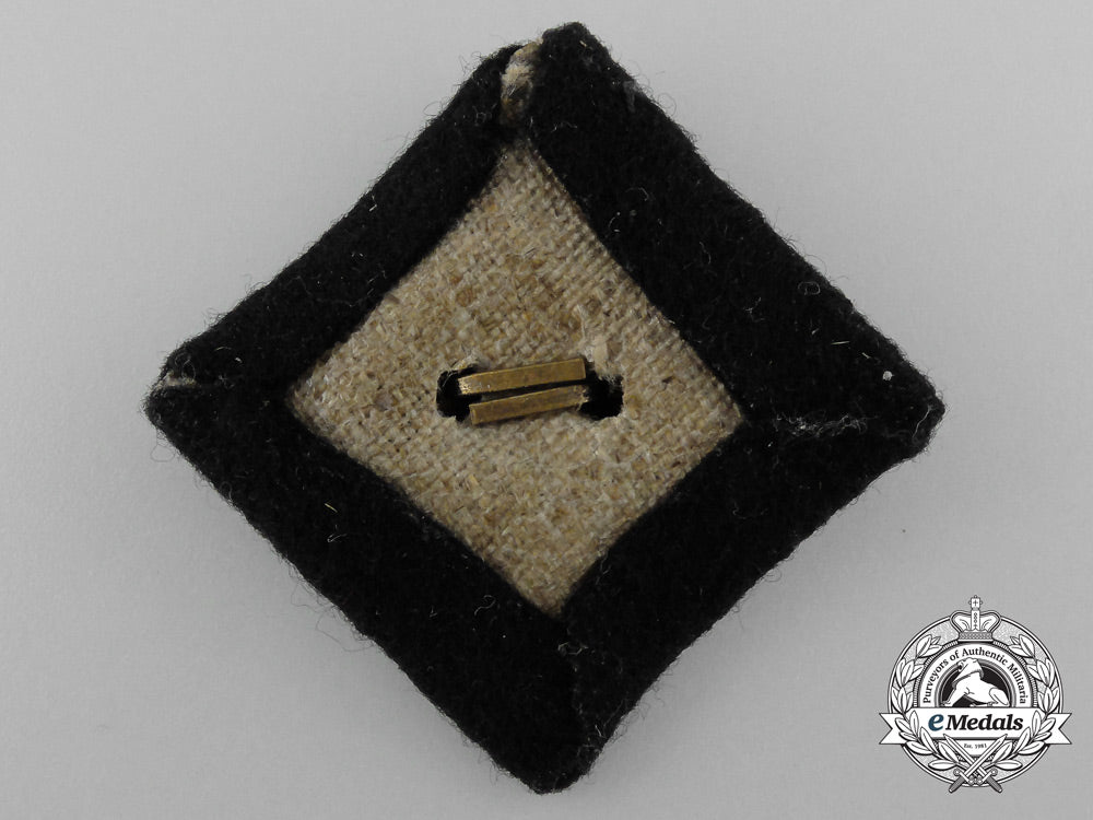 a_der_stahlhelm_sleeve_insignia_d_7496