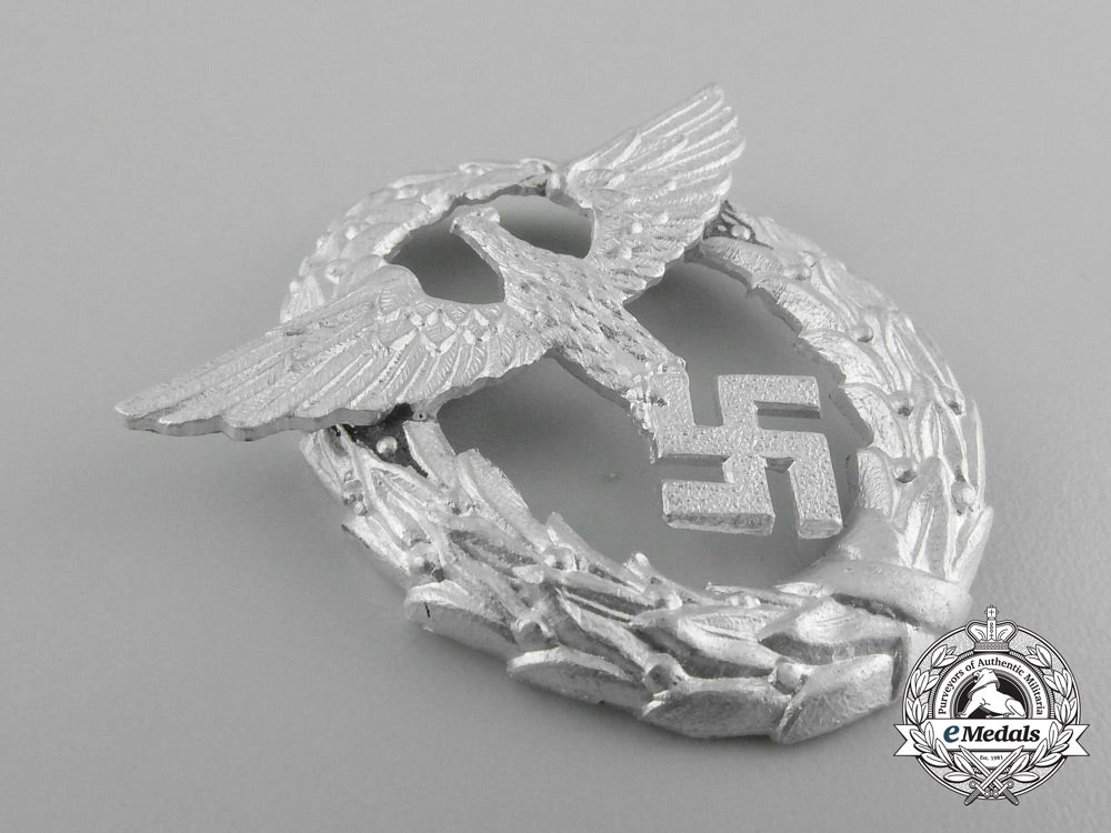 a_lot_of_two_german_second_war_period_insignia_d_7507