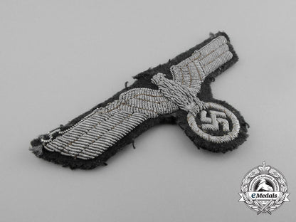 a_lot_of_two_german_second_war_period_insignia_d_7508