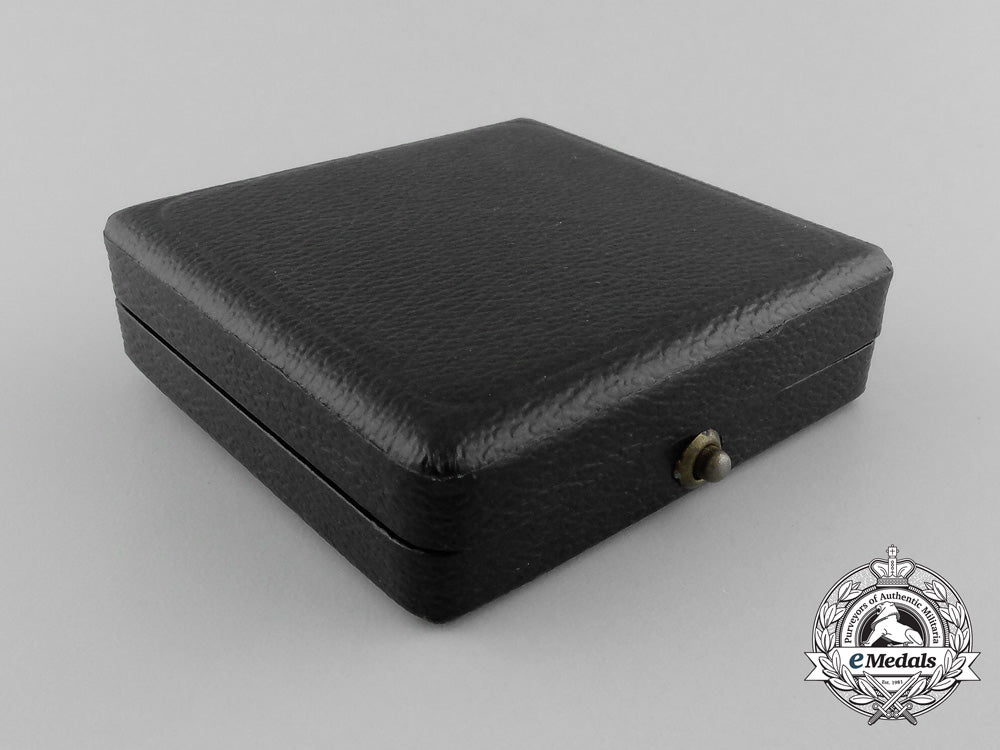 an_iron_cross1939_first_class_by_zimmermann_in_it’s_matching_ldo_case_by_zimmermann_of_stuttgart_d_7531_1