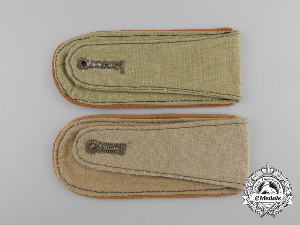 germany._a_pair_of_dak_luftwaffe_signals_shoulder_boards_d_7542_1_2_1