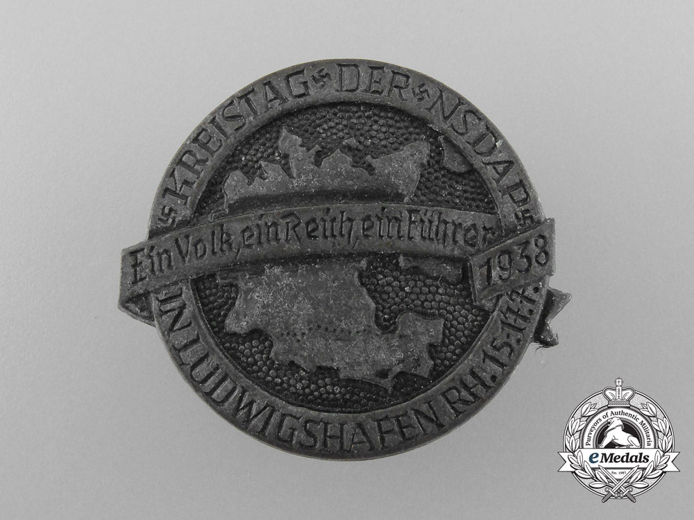 a1938_nsdap_ludwigshafen“_one_people,_one_reich,_one_führer”_district_council_day_badge_by._mannheim_d_7559