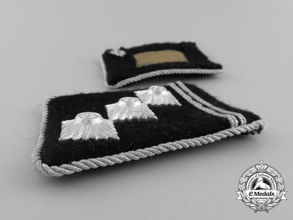 a_mint_set_of_waffen-_ss_obersturmführer_collar_tabs_d_7564_1