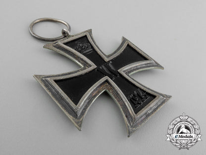 a_non-_combatant_iron_cross_second_class1914_with_case_d_7588_1