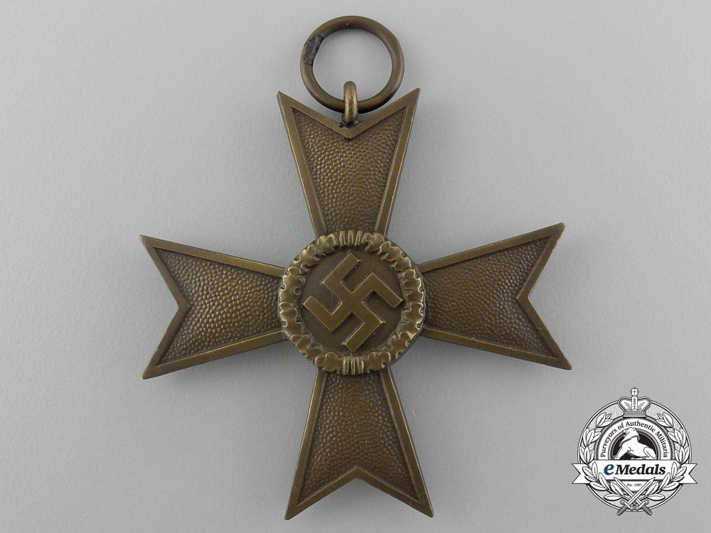 an_absolutely_mint_war_merit_cross_without_swords_in_its_original_packet_of_issue_by_deschler&_sohn_d_7616_1