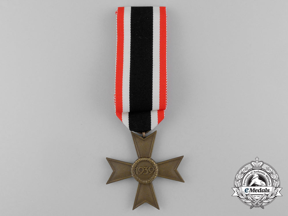 an_absolutely_mint_war_merit_cross_without_swords_in_its_original_packet_of_issue_by_deschler&_sohn_d_7618_1