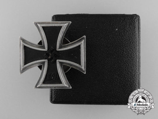 an_iron_cross_first_class1939_with_ldo_case_by_c.f._zimmermann_d_7762