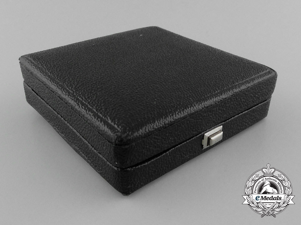 an_iron_cross_first_class1939_with_ldo_case_by_c.f._zimmermann_d_7763