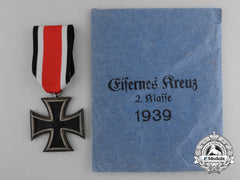 An Iron Cross 1939 Second Class  By Klein & Quenzer A.g. With Matching Packet Of Issue
