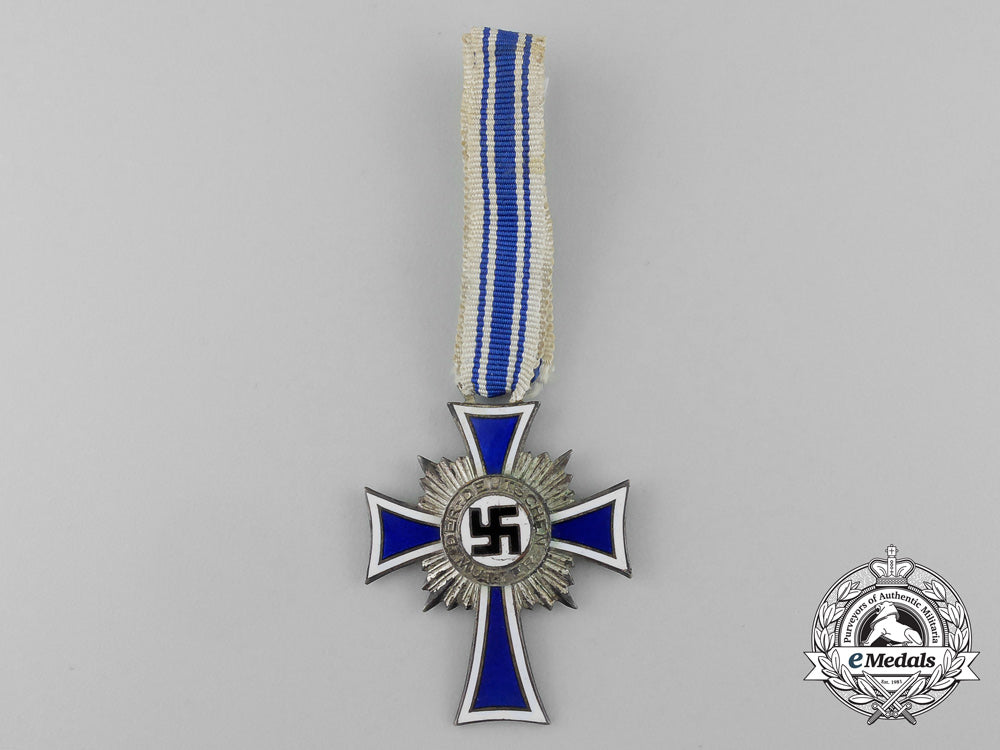 a_silver_grade_mother’s_cross_in_its_original_packet_of_issue_by_fritz_zimmermann_d_7855_2