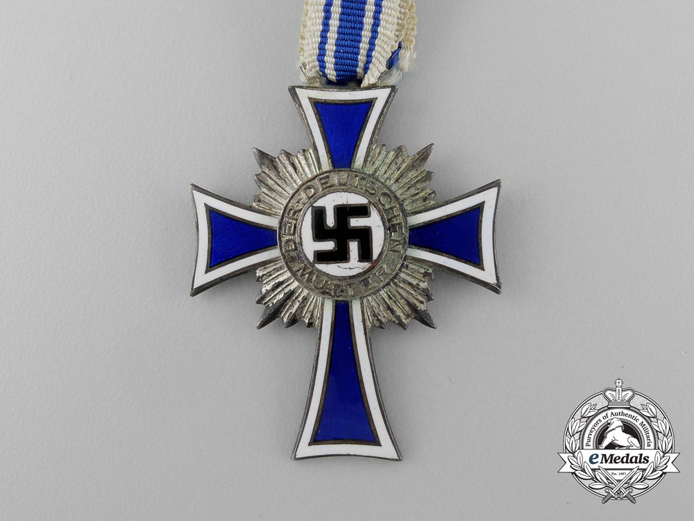 a_silver_grade_mother’s_cross_in_its_original_packet_of_issue_by_fritz_zimmermann_d_7856_2