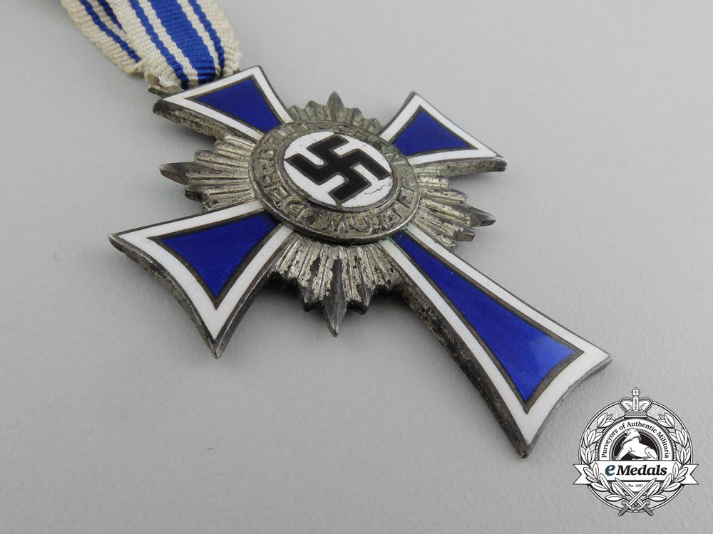 a_silver_grade_mother’s_cross_in_its_original_packet_of_issue_by_fritz_zimmermann_d_7858_1