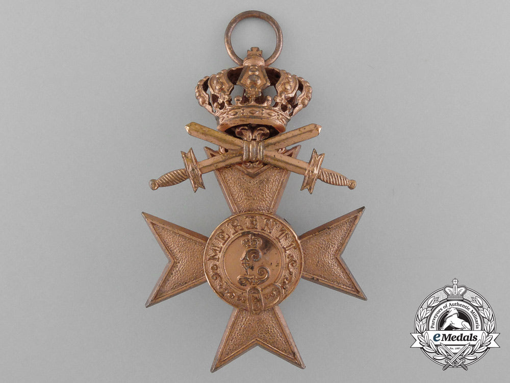 a_bavarian_military_merit_cross_with_swords&_crown_in_case_by_deschler&_sohn_d_7894