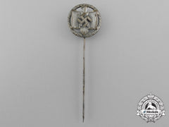 A 1942 National Socialist League Of The Reich For Physical Exercise Silver Grade Performance Badge