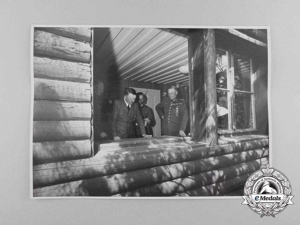 two_official_wartime_press_photos_of_a.h._d_8023_1