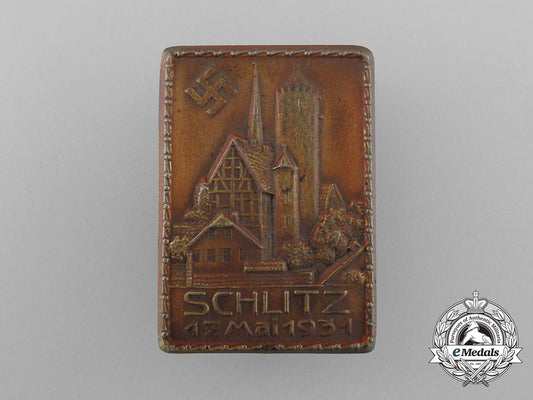 a1931_schlitz_celebration_badge_d_8051