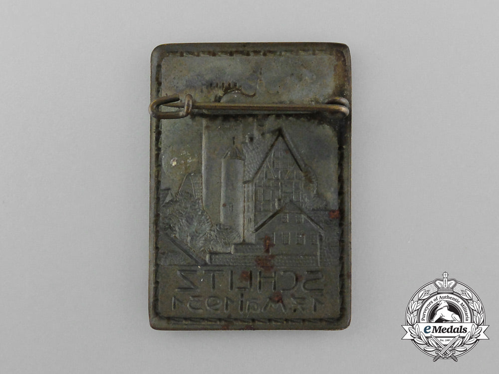 a1931_schlitz_celebration_badge_d_8052