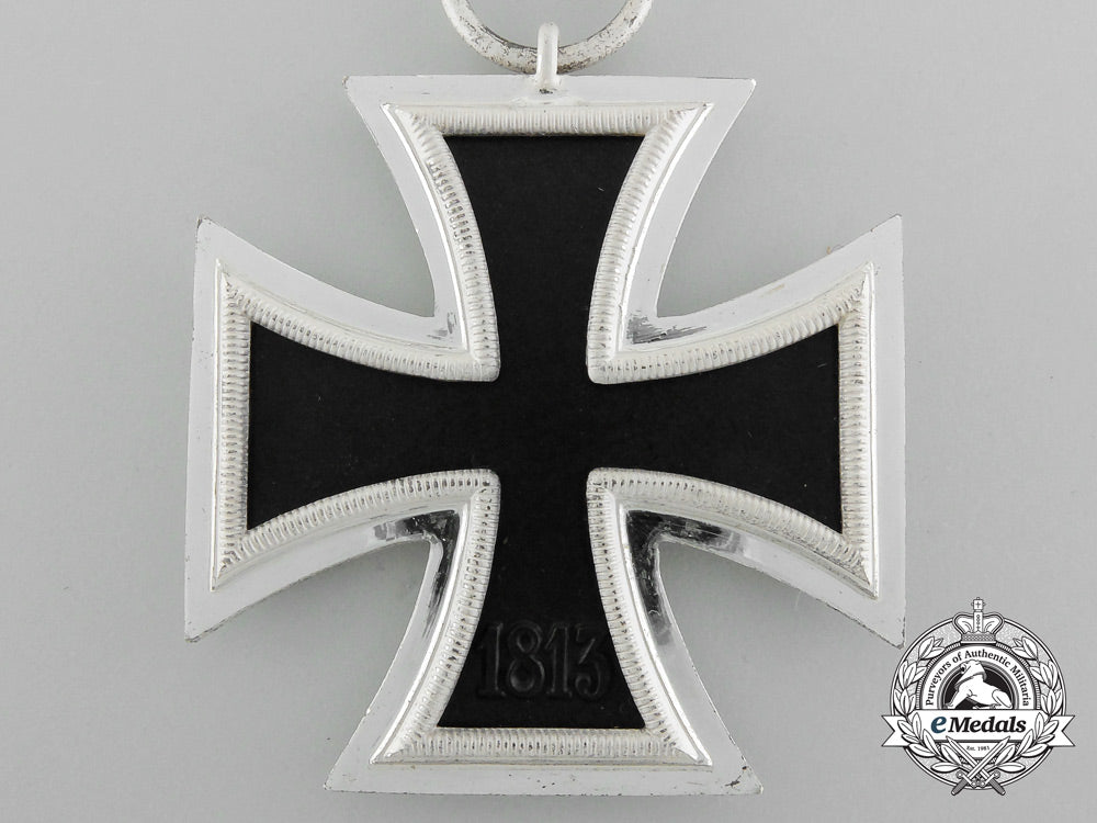 an_iron_cross2_nd_class1939_by_gustav_brehmer,_markneukirchen_d_8072