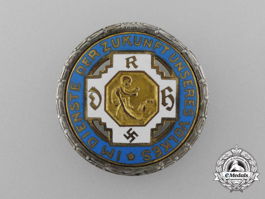 a_german_reichs-_midwife’s_association_membership_badge_d_8140