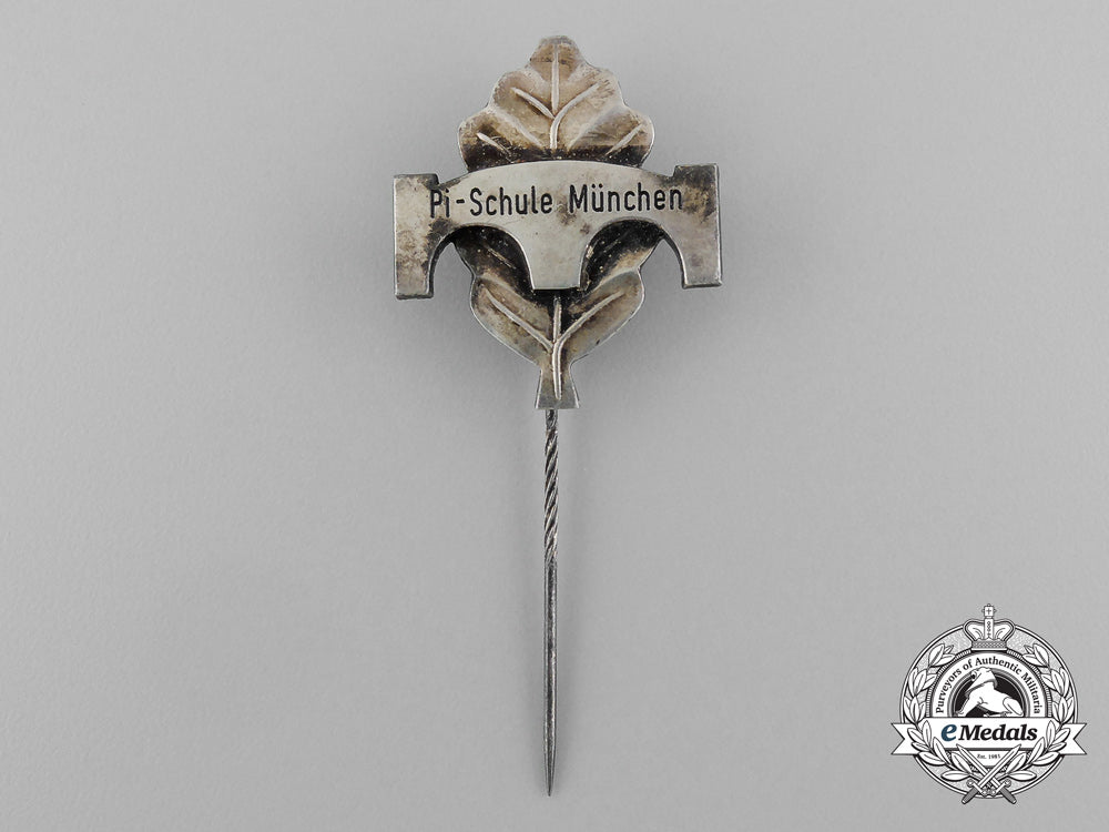 germany,_heer._a_münchen_pioneer_school_badge_d_8177_1