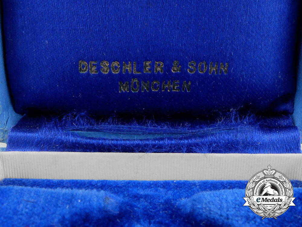 a_bavarian_military_merit_cross;2_nd_class_with_crown&_swords_by_deschler_d_8347_1
